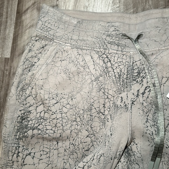 Lululemon Warm Down Thread Dye Joggers - 12 - Picture 6 of 8